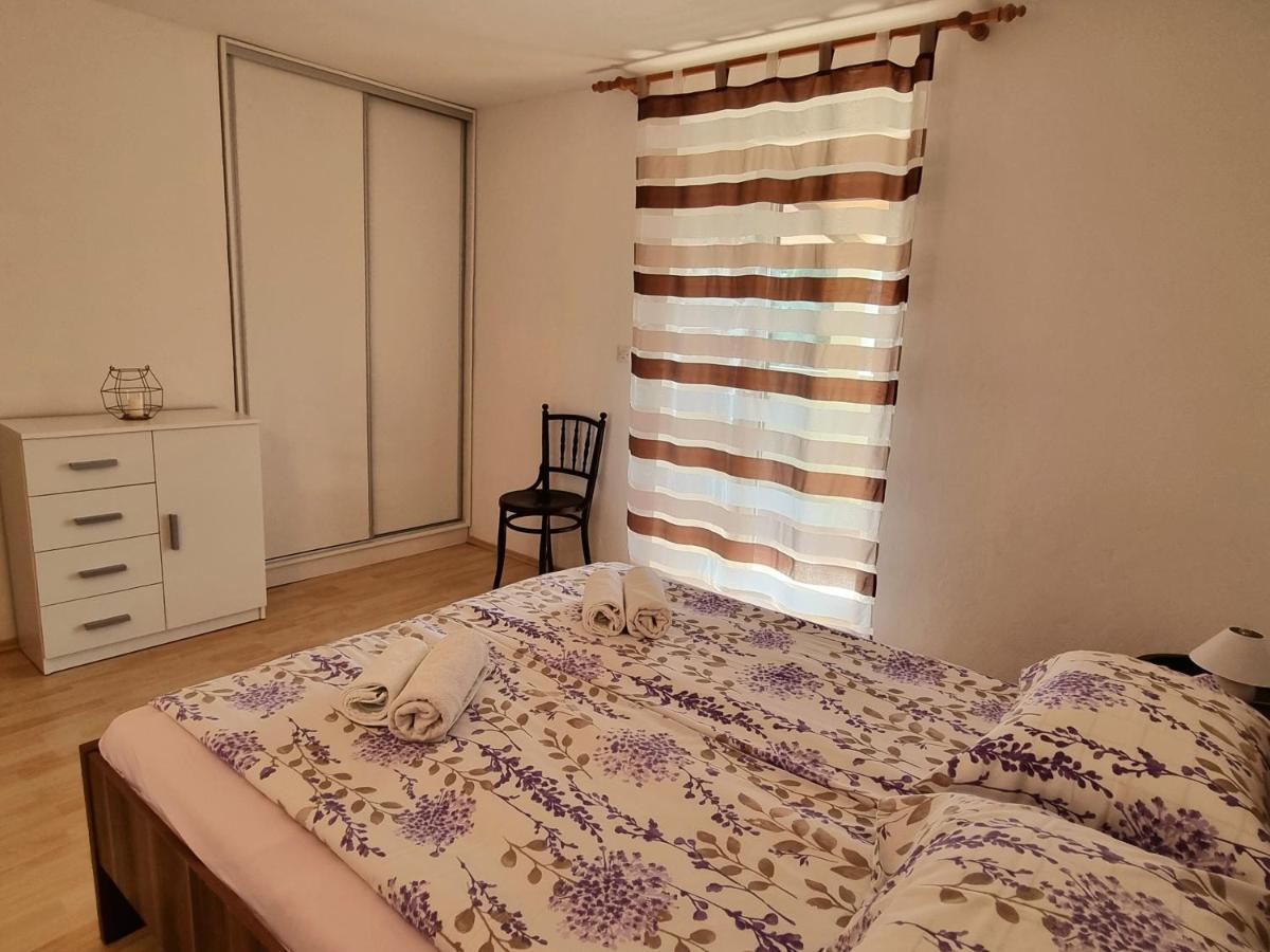 Apartment Melanie Skrbčići Exteriör bild